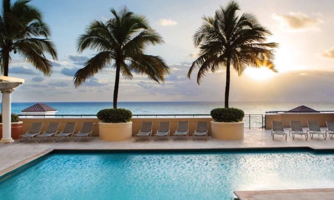 Barrier Island Station Balnéaire | Marriott's BeachPlace Towers Studio--Walk to Tortuga Music Festival Event!