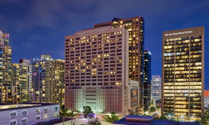 Civic Core Station Balnéaire | Marriott Vacation Club Pulse San Diego- Hotel Room Sleeps 4!
