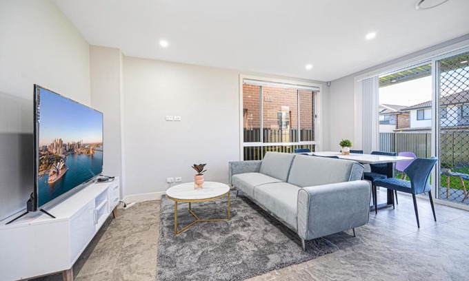 Marsden Park Maison | Marsden Park 2 level brand new house near Parks