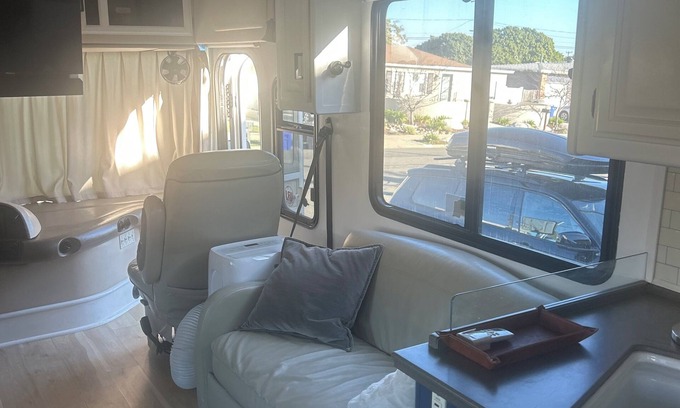 Imperial Beach Maison | Marvelous RV with AC in Imperial Beach - Perfect for a getaway