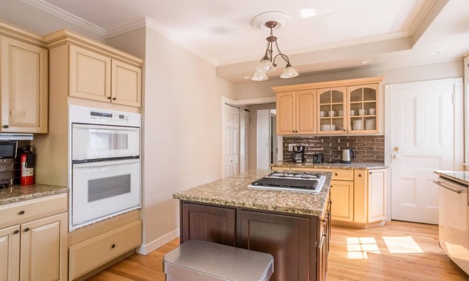 Stoneham Maison | Marvelous Stoneham 4BR House, near Shops & Restaurants, by Blueground