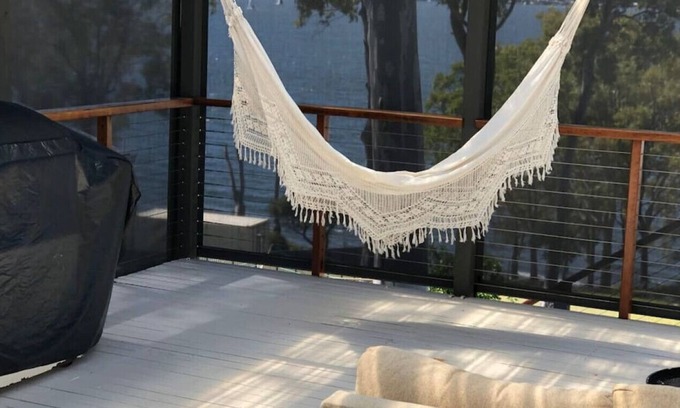 Wangi Wangi Maison | Marvins and Maceys - watch the boats float by