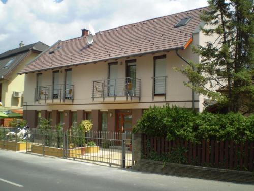 Heviz Appartement | Mary Apartmanház Hévíz