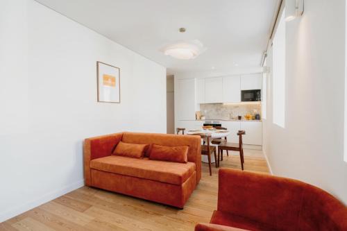 Santo Condestavel Appartement | Mary Orange - NO 236 RC E - Elegant Two-Bedroom Urban Retreat