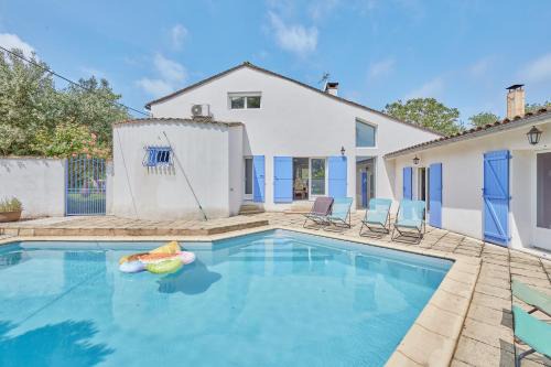 Monfaucon Maison | Mas Blanc Monfaucon - Grande maison avec piscine