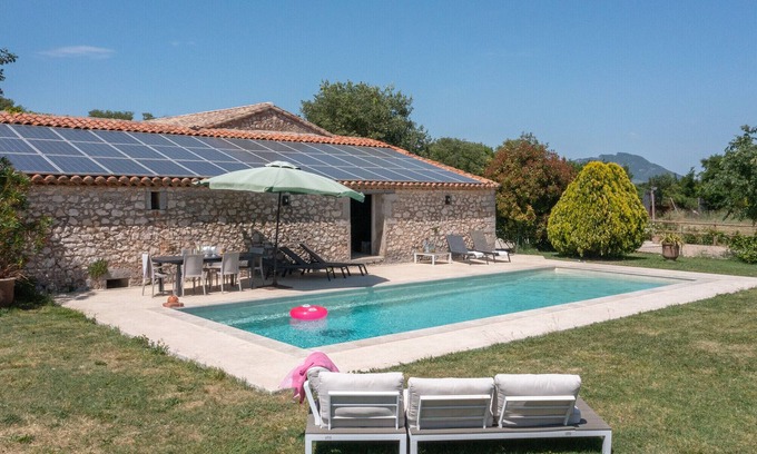 Viols-en-Laval Villa | Mas de l'Avit - Villa de vacances près de Montpellier avec piscine, vue et jardin clos