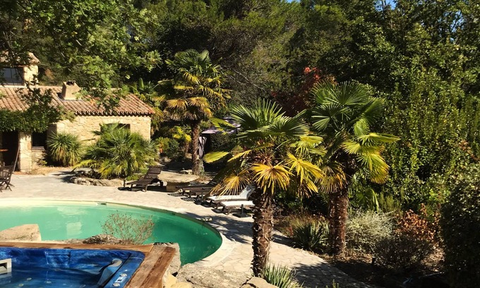 Puymeras Maison | Mas Exceptionnel et calme en pleine campagne