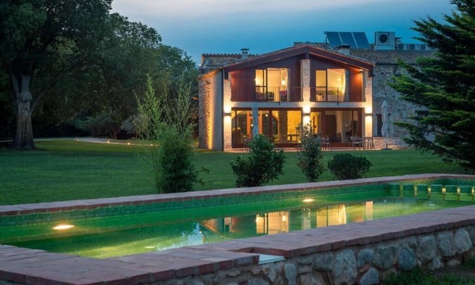Queixas Hôtel | Mas Pere Pau