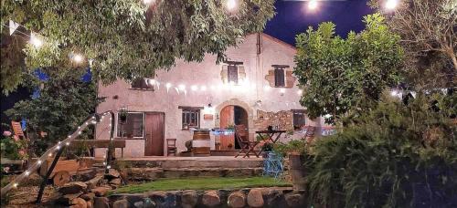 Llinars del Valles Maison | Masia Can Felip B&B