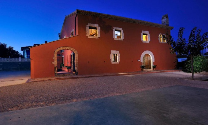 Banyeres del Penedes Appartement | Masia Casa Roja