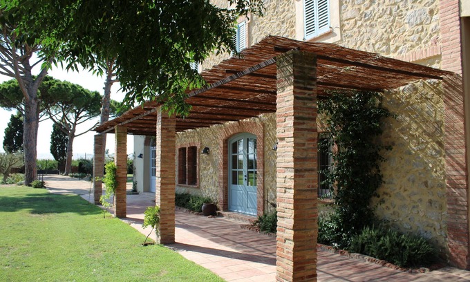 Torroella de Montgri Autre | Masia with large garden and pool in the countryside, elegance on the Costa Brava
