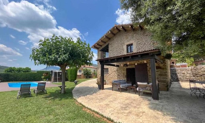 Sant Marti de Llemena Girona Maison | Masia with pool and beautiful views near Girona