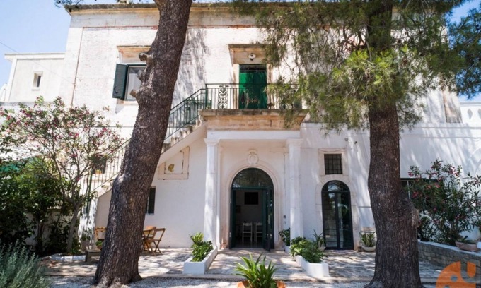 Fumarola Villa | Masseria Cavaliere Fumarola p3 Ostuni de Typney