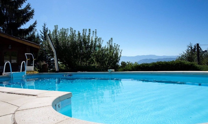 Le Grand-Lemps Maison | Chambre parentale, piscine, vue panoramique sur les Alpes