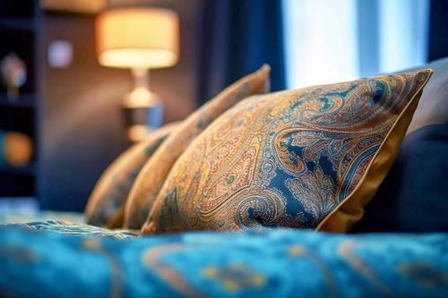 Dublin Maison | Master bedroom with ensuite
