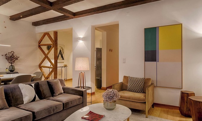 Encarnacao Appartement | Master Historical Gem in Chiado
