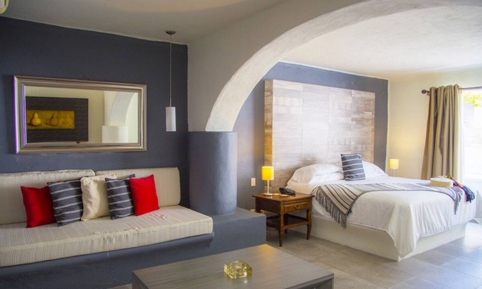 Amatlan Appartement | Master Suite at El Tepozteco National Park Center