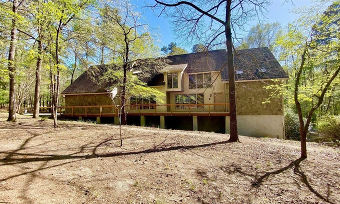 Evans Maison | Masters Golf Rental Home with Beautiful Views