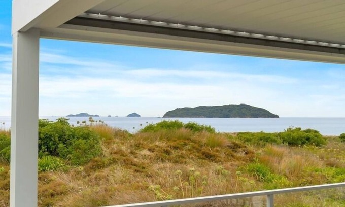 Tairua Maison | Matahari Beachfront Tairua