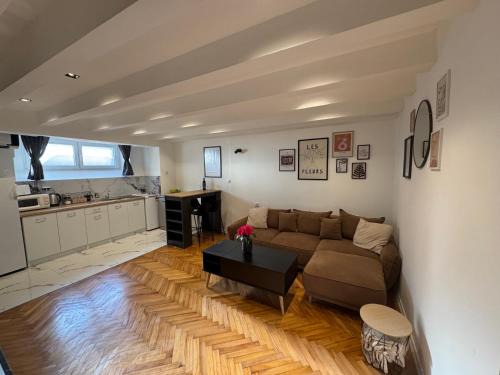 Downtown Appartement | Matija Urban Suits- Downtown