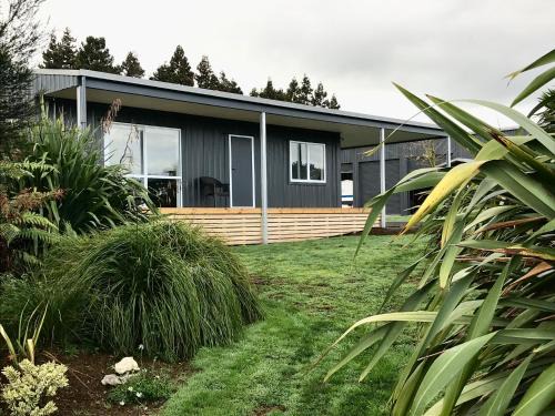Maungatautari Maison | Maungatautari Outlook Cambridge