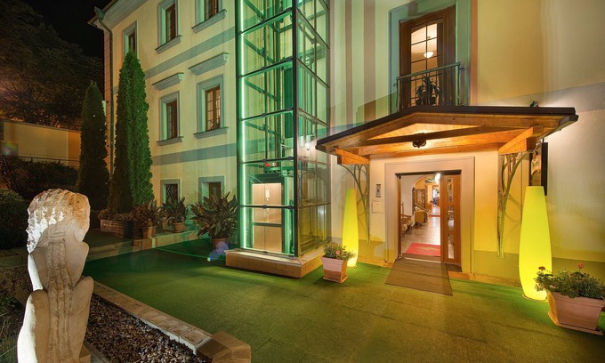 Loucen Hôtel | Maximilian Lifestyle Resort