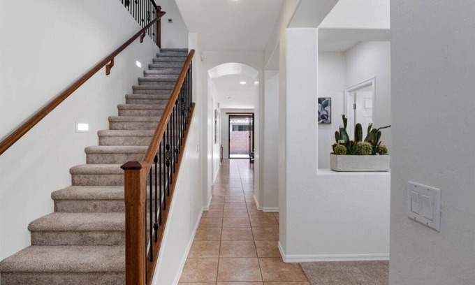 Queen Creek Maison | May Special! Spacious 4 BR 2 Living Room! With Community Pool