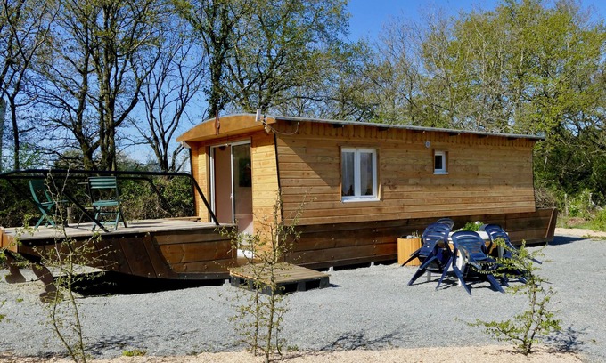Saint-Martin-du-Fouilloux Chalet De Ski | Mayari , logement atypique , en campagne, animaux acceptés