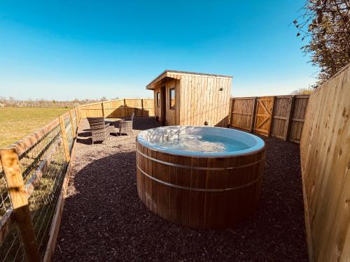 Whaddon Hôtel | Maylands Farm Glamping Pod