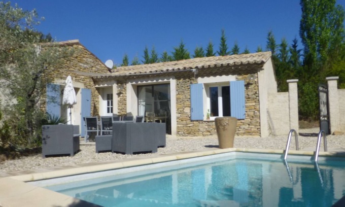 Faucon Maison | Mazet Clos des vignes, charme des pierres avec piscine privée