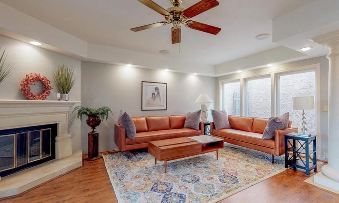 South Scottsdale Maison | McCormick Lakeside Retreat