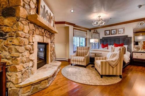 Highlands Townhomes Appartement | McCoy Peak 201 by East West Hospitality