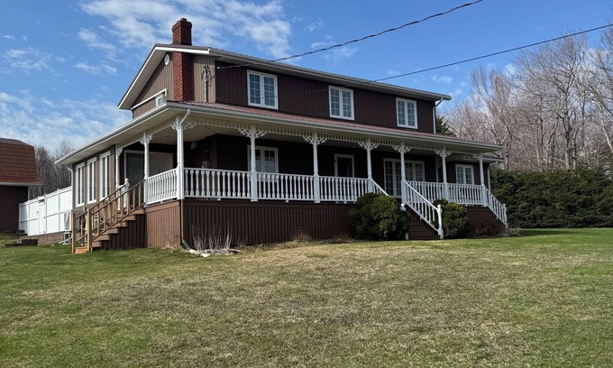 Mayfield Maison | McGregor House - Minutes to beaches and multiple golf courses!