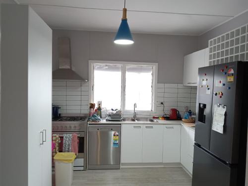 Cowes Maison | McKenzie road home