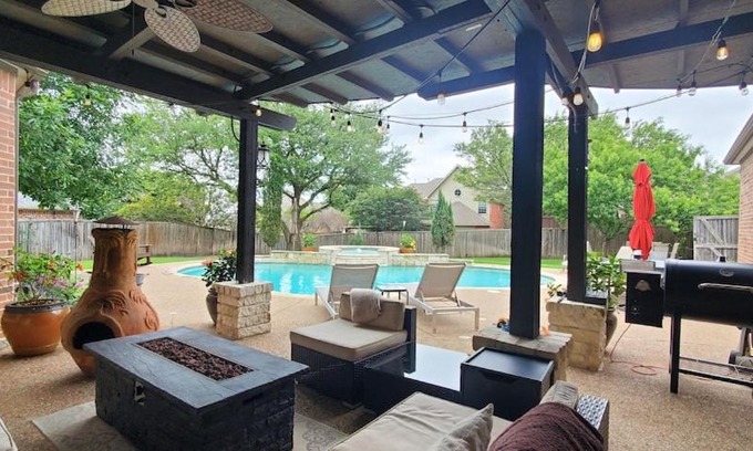 McKinney Villa | Mckinney Villa Luxury resort-style home near Dallas