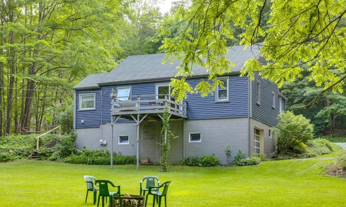 Meadville Maison | Meadville Home Private Yard and Fishing Nearby