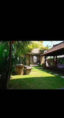 Medewi Maison | Medewi Terrace(Gicella)