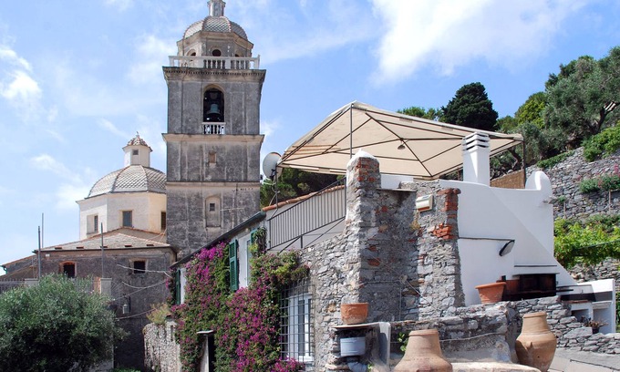 Portovenere Maison | Rustique médiéval avec jardin et vue magnifique sur la mer
