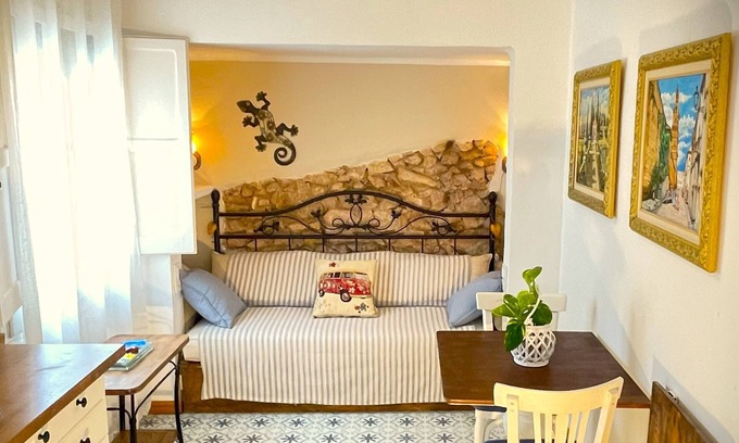 Sant Feliu de Guixols Appartement | Mediterranean Gecko. In the middle of the wonderful Costa Brava. @CostaBravaSoul
