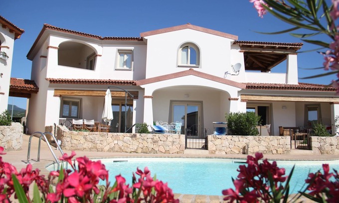 Limpiddu Maison | Mediterranean&sea Shell House