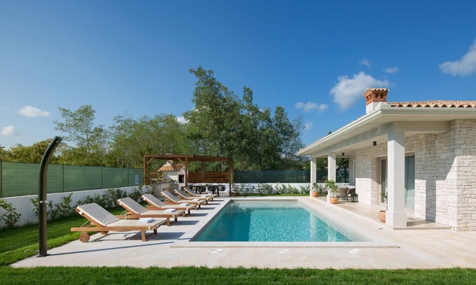Labin Villa | Villa Tisa - villa de 3 chambres avec grande piscine et jardin