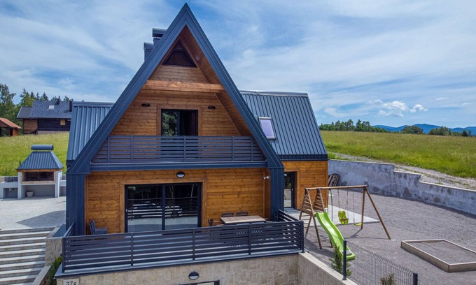 Kupjak Maison | Medvjed by Interhome