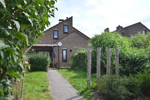 Cadzand-Bad Maison | Meerpaal, Spaanse Galeien 65 Cadzand