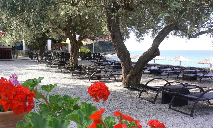 Alonissos Hôtel | Megalos Mourtias