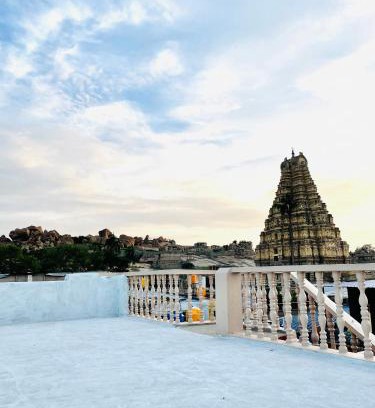Hampi Lit Et Petit-Déjeuner | Megha Guesthouse