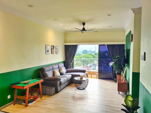 Klebang Kechil Appartement | Melaka GX Homestay Resort Pool View P0804 with Netflix, TVBox and Games