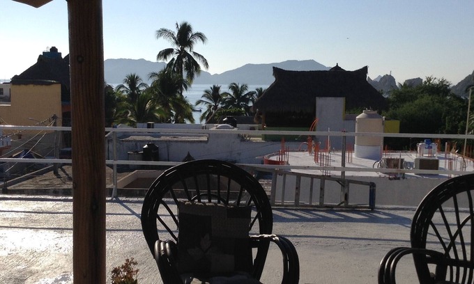 Centro Copropriété | Melaque Condo Near the Beach! Safe, secure and modern!