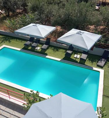 Nea Iraklitsa Maison | Melia Luxury Suite with pool