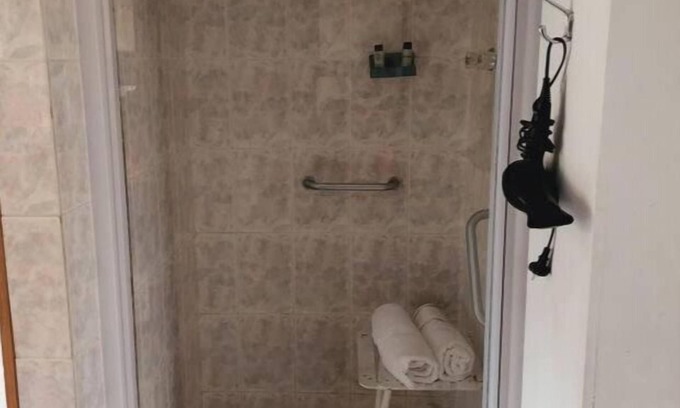 Belville Appartement | Mercy's Getaway Place'. Luxury Accommodation.