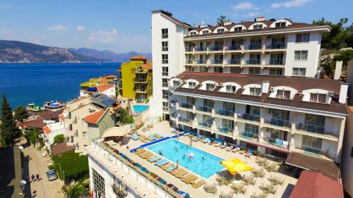 Nilufer Hôtel | MERİÇ HOTEL TURUNÇ